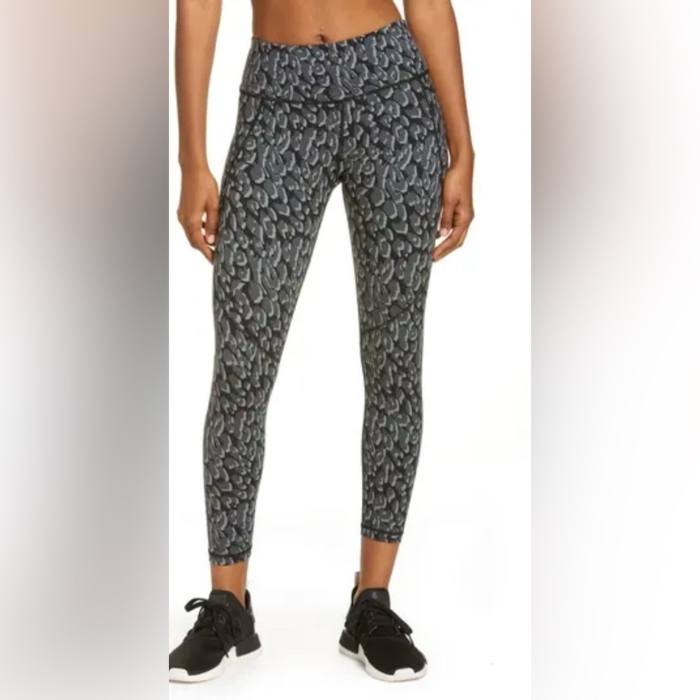 Sweaty Betty Power Pocket 7/8 leggings Small